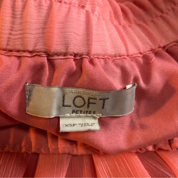 LOFT Coral Pink Pleated Chiffon Skirt, XS petite or XSP - Picture 8 of 9